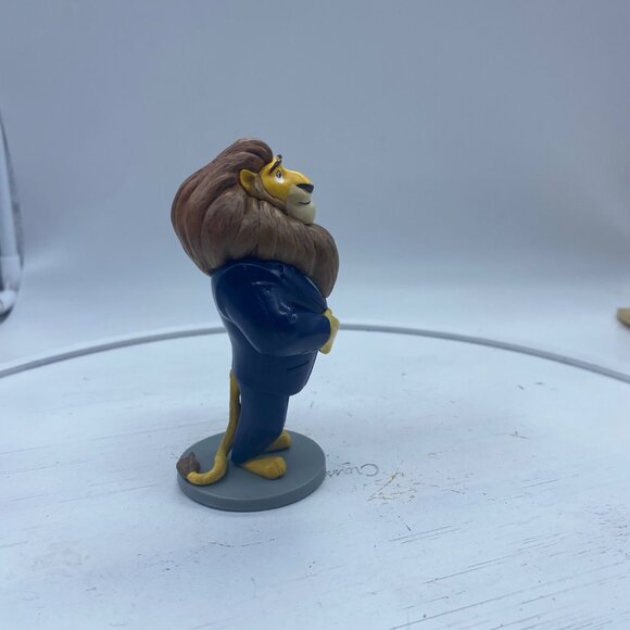 Disney Zootopia Mayor Lionheart Lion Figure 4" Tall Collectible - Picture 3 of 6